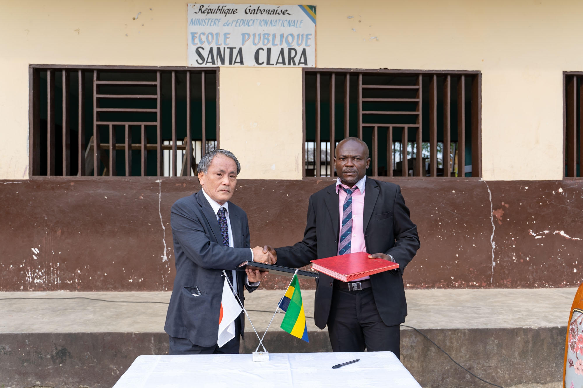 Cliquez pour agrandir 「サンタクララ公立小学校校舎建設計画」署名式の実施