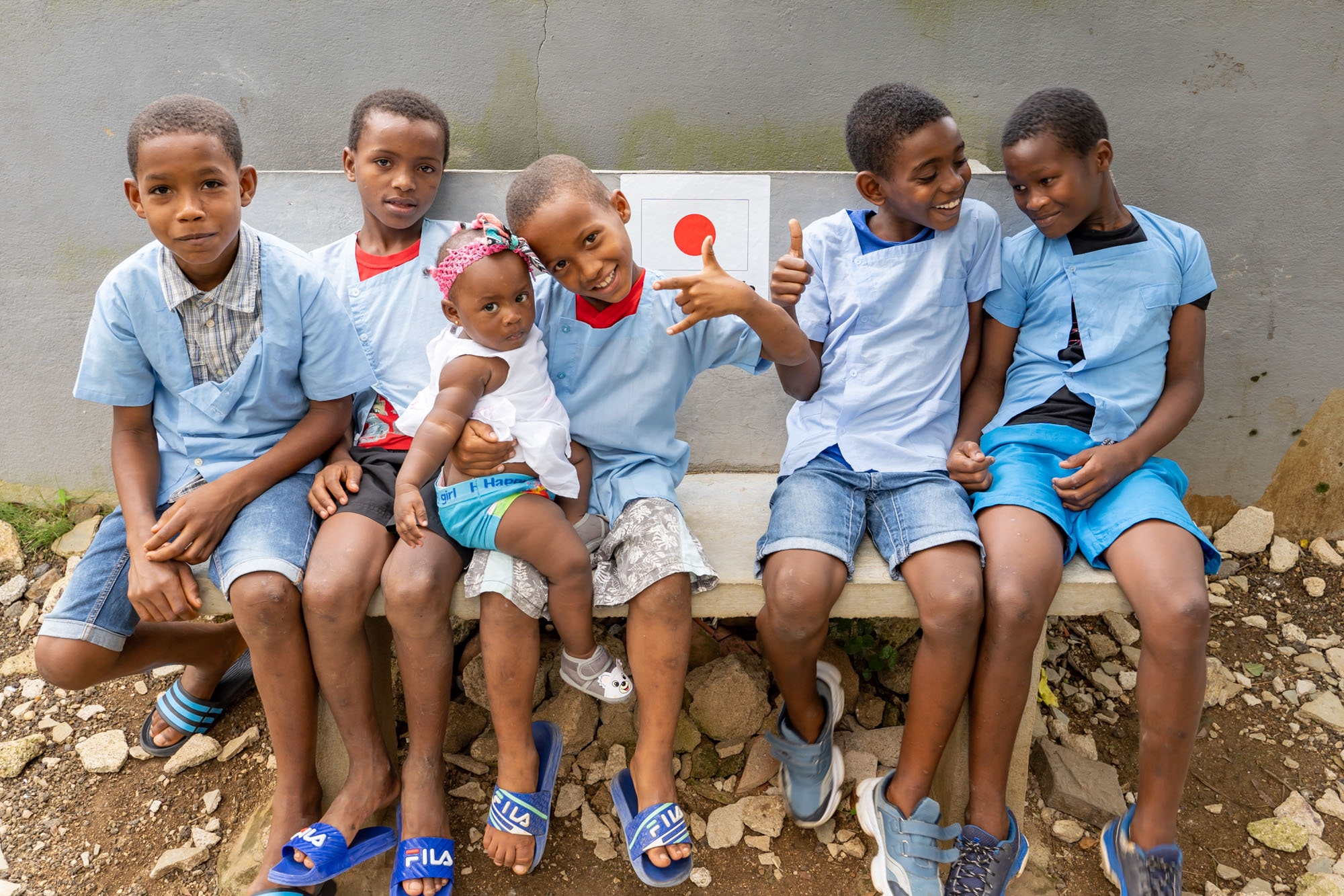 Cliquez pour agrandir 「カルデイラス公立小学校改修計画」引渡式の実施