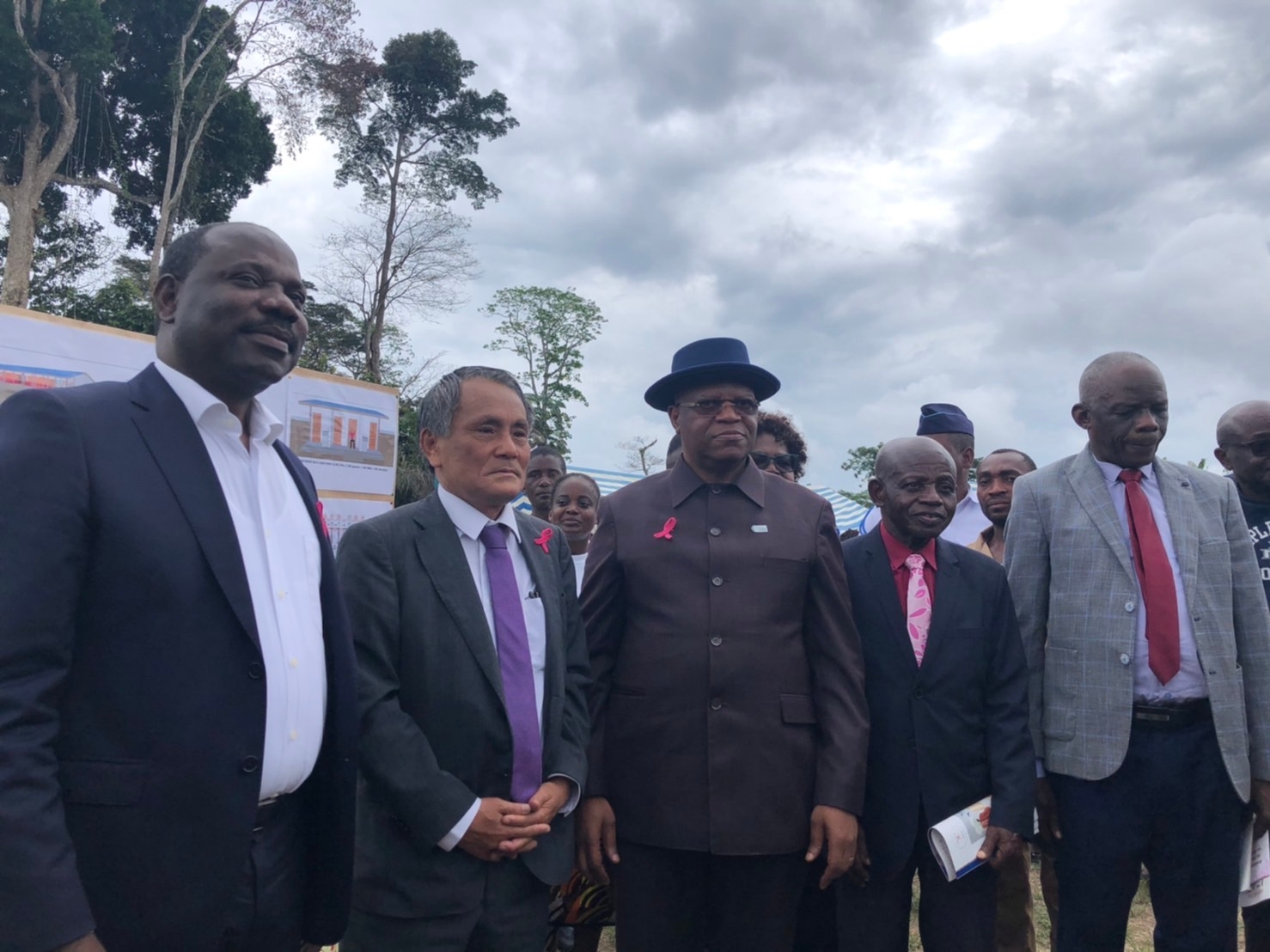 Cliquez pour agrandir 「マビンビ公立小学校校舎建設計画」署名式の実施