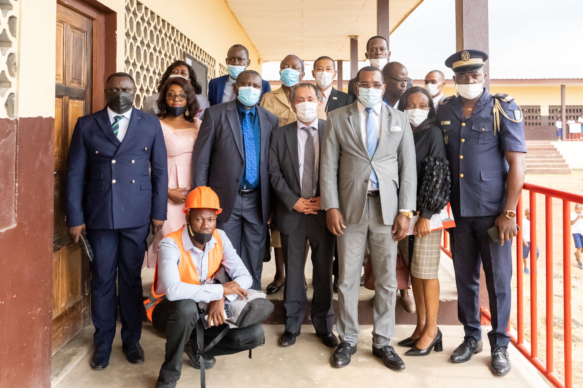 Cliquez pour agrandir 「オセンゲ公立小学校施設整備計画」 引渡式の実施