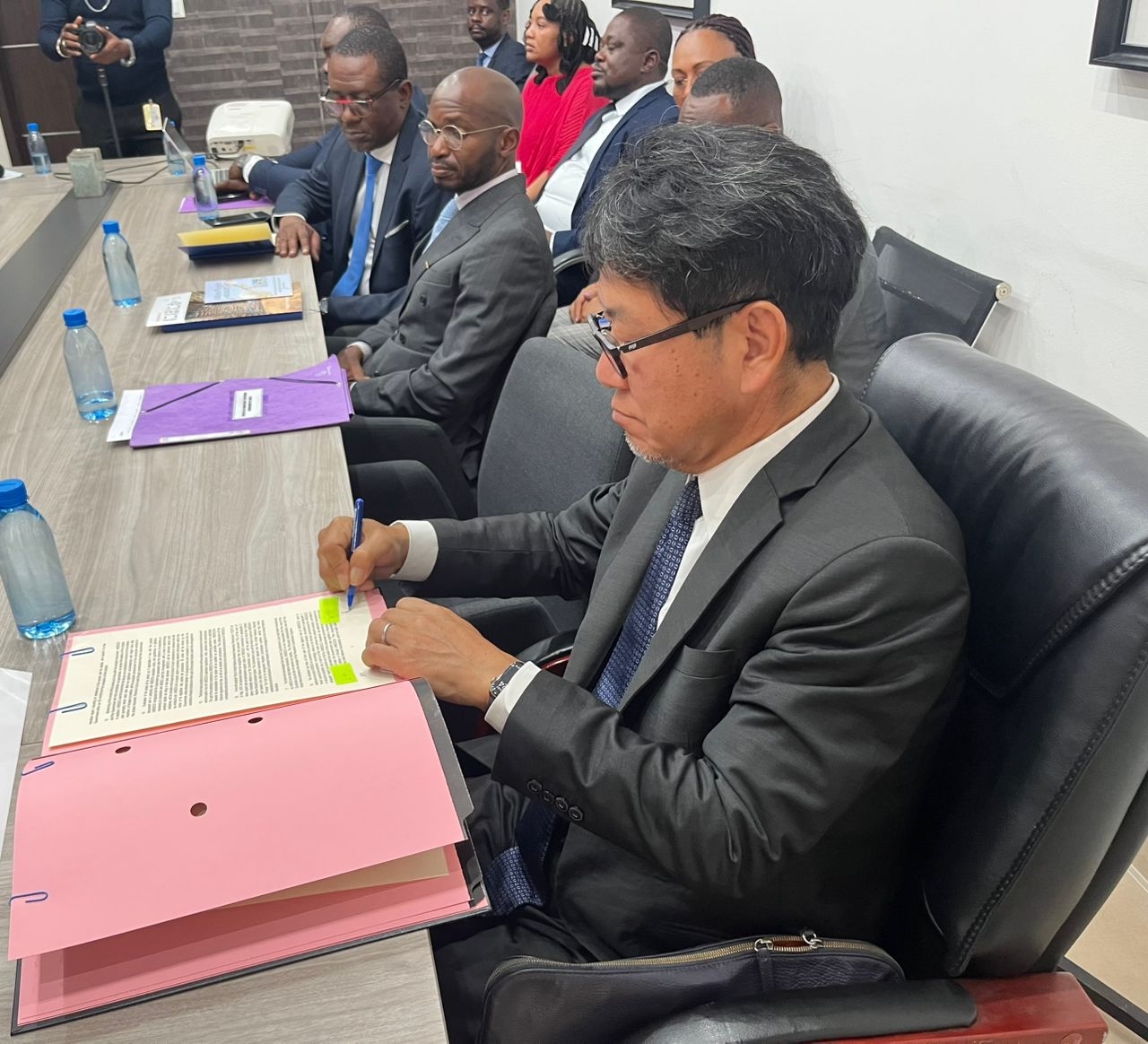 Cliquez pour agrandir 令和7年度補正予算「農村部及び都市周縁部の学校における、女子生徒向け生理用品および衛生インフラのアクセス改善事業(UNESCO連携)」